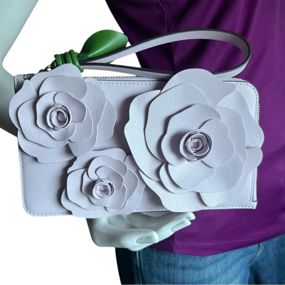 Kate Spade Medium L-Zip Wristlet 3-D Leather Flora Flower Wristlet + gift box - Picture 7 of 8